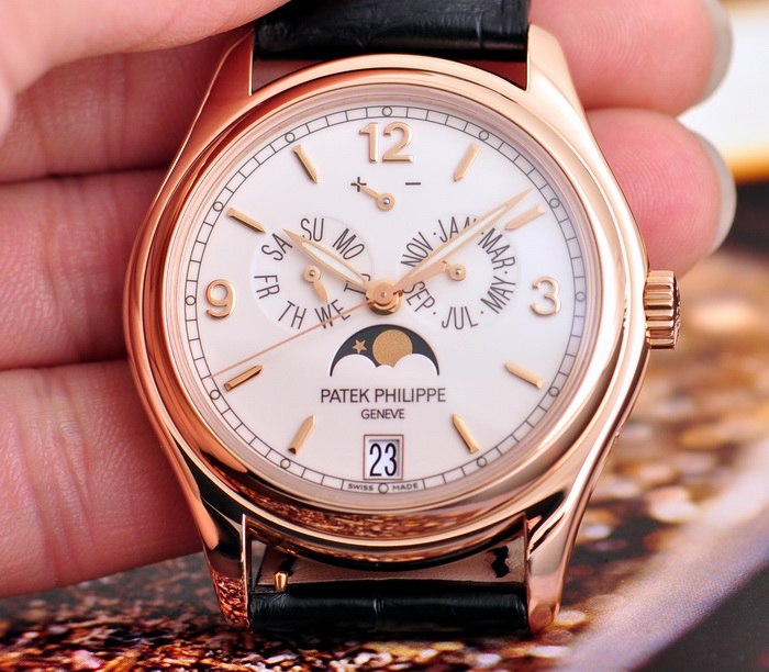 patek philippe 百达翡丽 品牌: 百达翡丽 型号: 5146r 表径: 38.